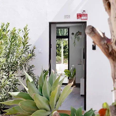 Calimar Molinos Apartment *